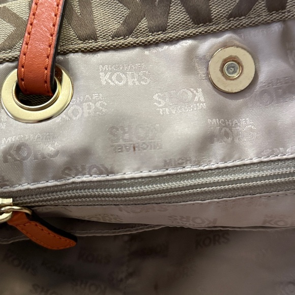 Michael Kors Signature Canvas Tote - Picture 7 of 12